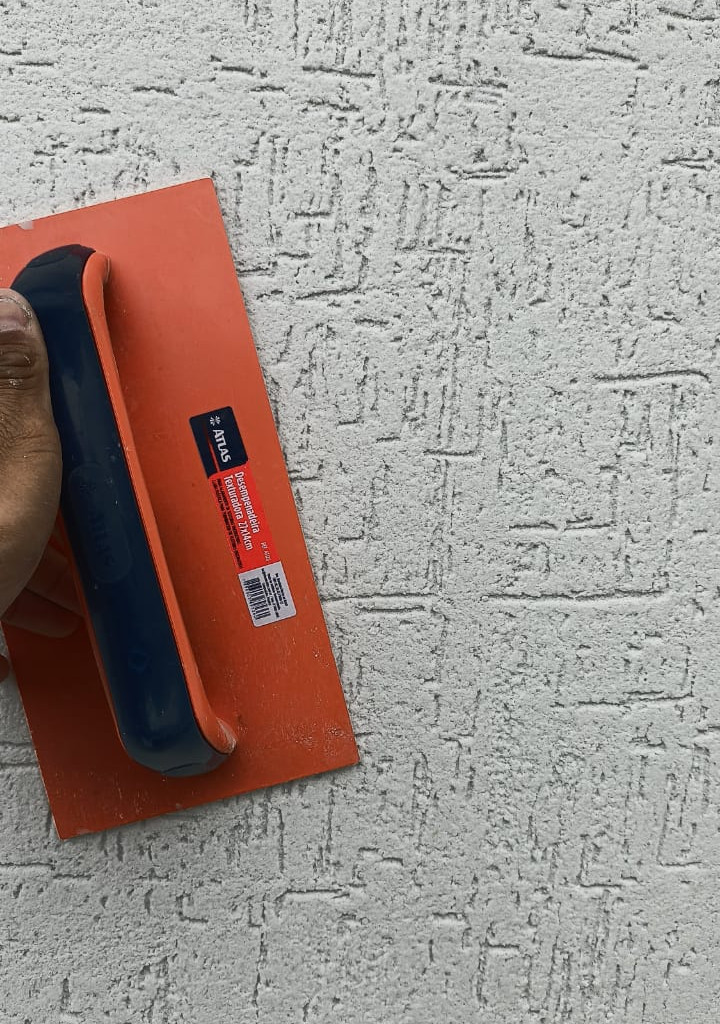 Conhe�a a desempenadeira Texturadora da Atlas AT126